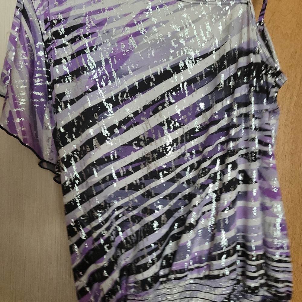 Top Multi-Color - Large - Picture 2 of 4